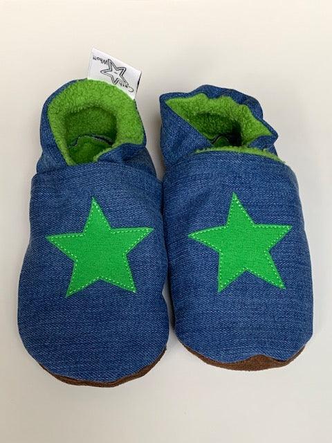 CathWho Upcycling-Jeans-Puschen – Stern und weitere Kinderschuhe bei kippie.shop