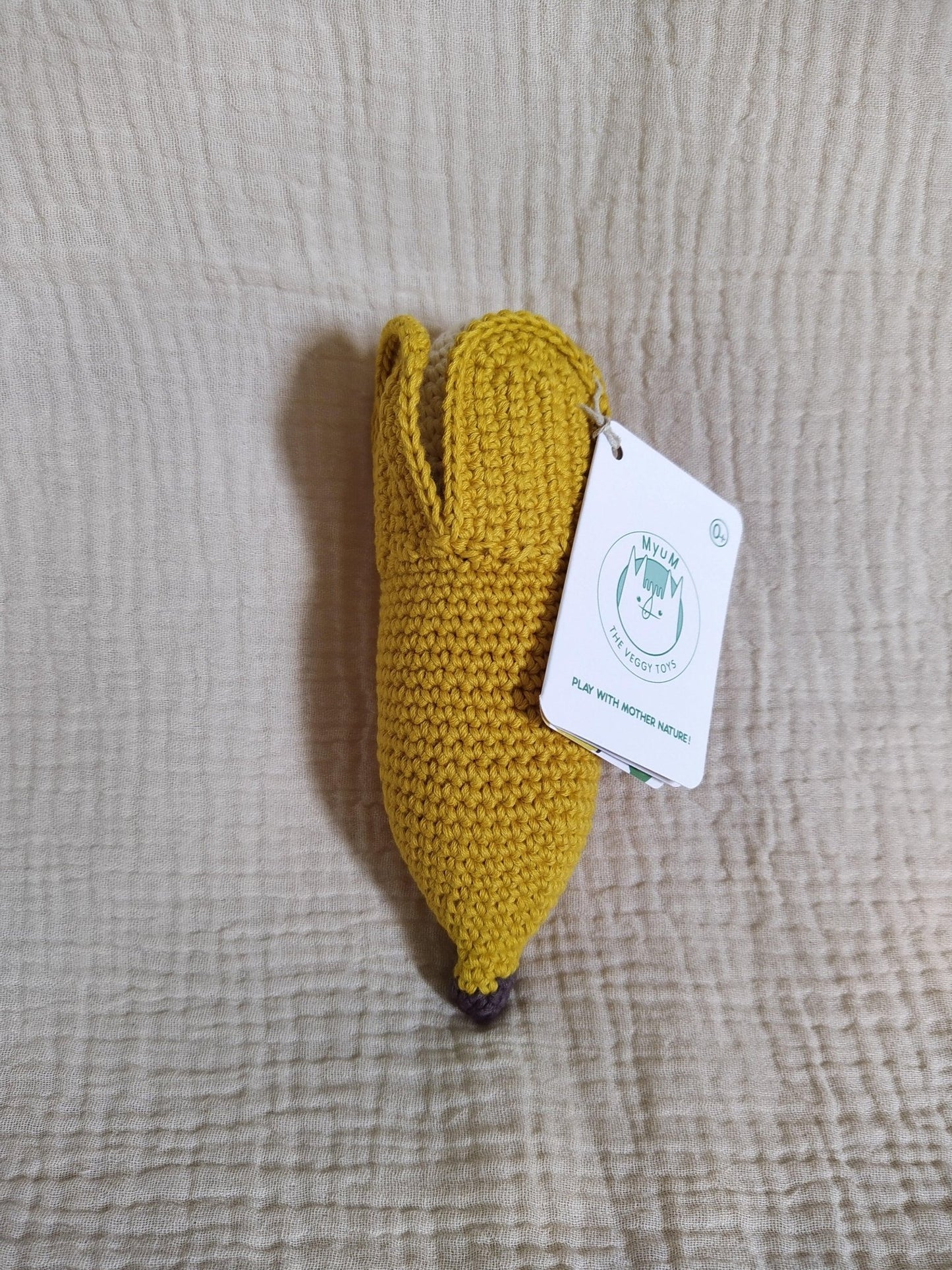 MyuM Rassel Banane und weitere Rassel bei kippie.shop