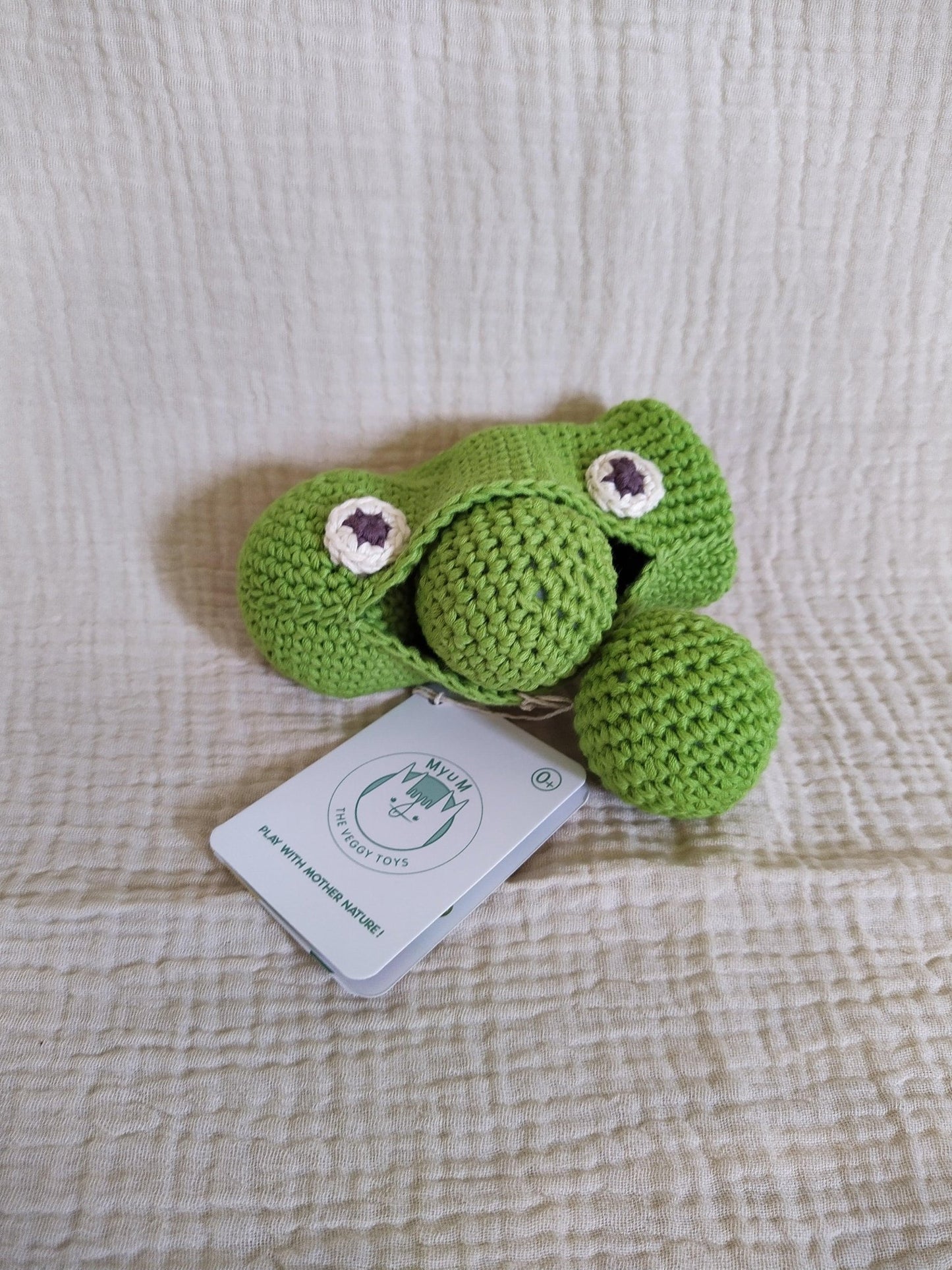 MyuM Rassel Pia, die grüne Erbsenschote und weitere Rassel bei kippie.shop